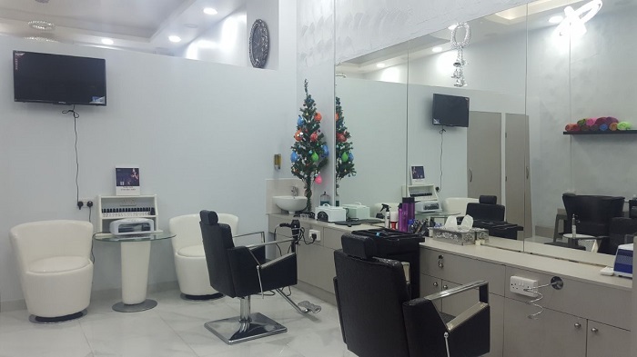 Dazzle Beauty AED11